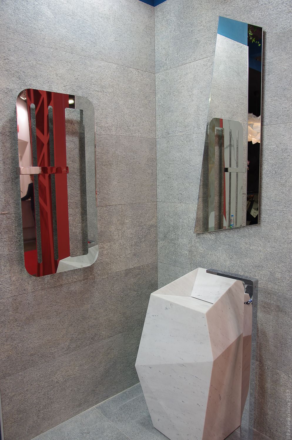 Venis Cosmos 45x120.jpg