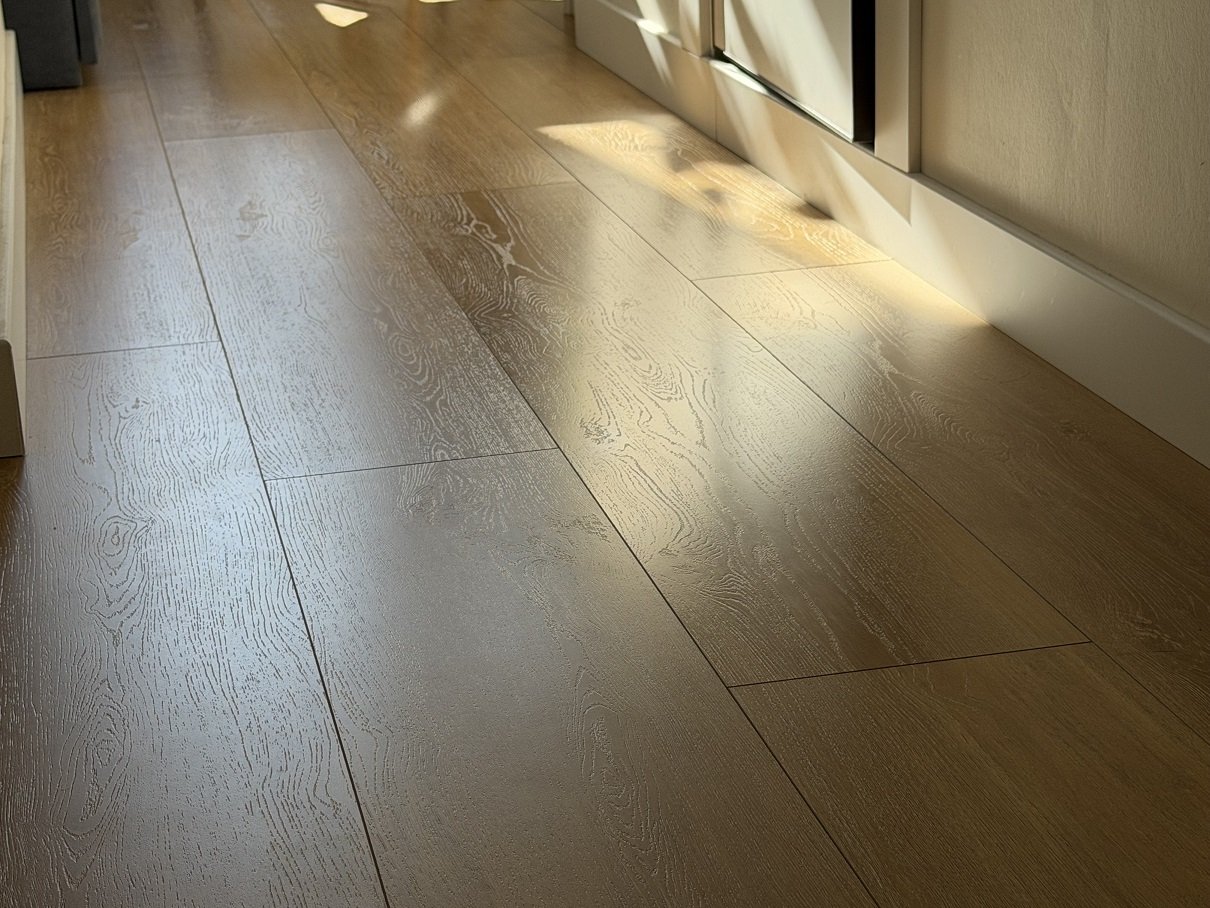 MSPC ламинат Stone Floor декор Дуб Яркий день Феличита Крым.jpg MSPC ламинат Stone Floor декор Дуб Яркий день Феличита Крым.jpg