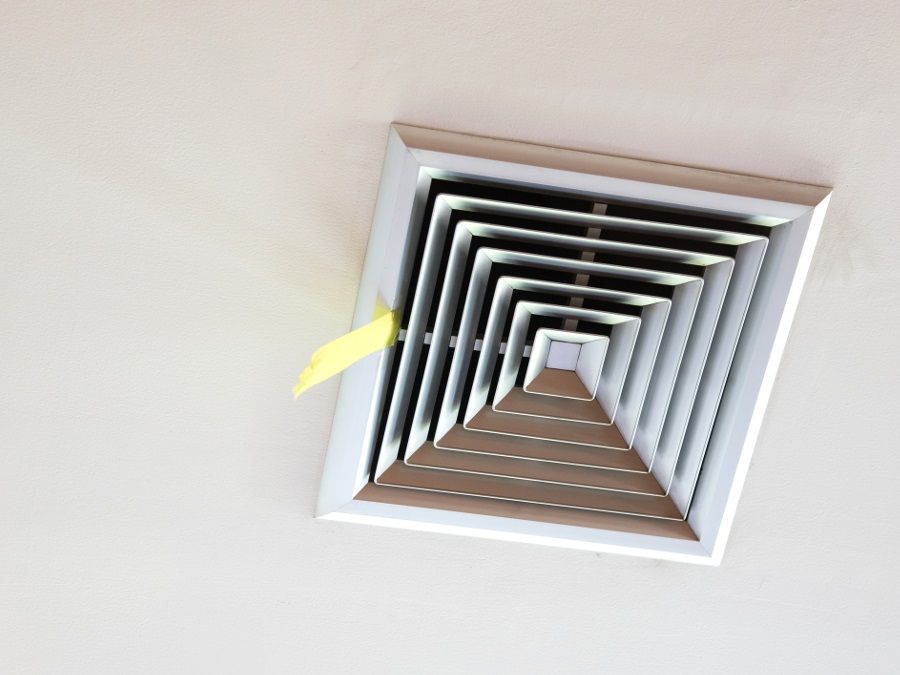 Aération_plafond_salle_de_bains.jpg Aération_plafond_salle_de_bains.jpg