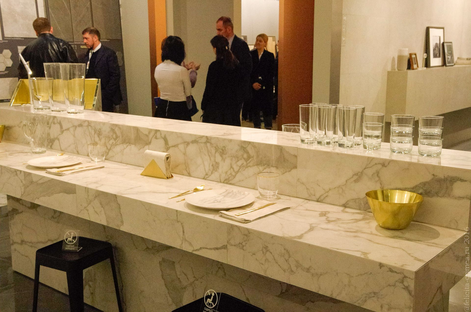 Италон Батимат 2016-барная стойка