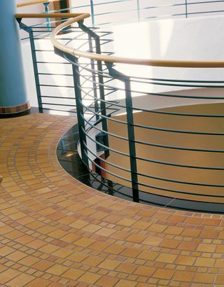 treppe-1.jpg treppe-1.jpg