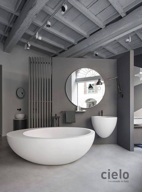 Коллекция санфаянса производства итальянской фабрики Cielo, вдохновлённая формой яйца.