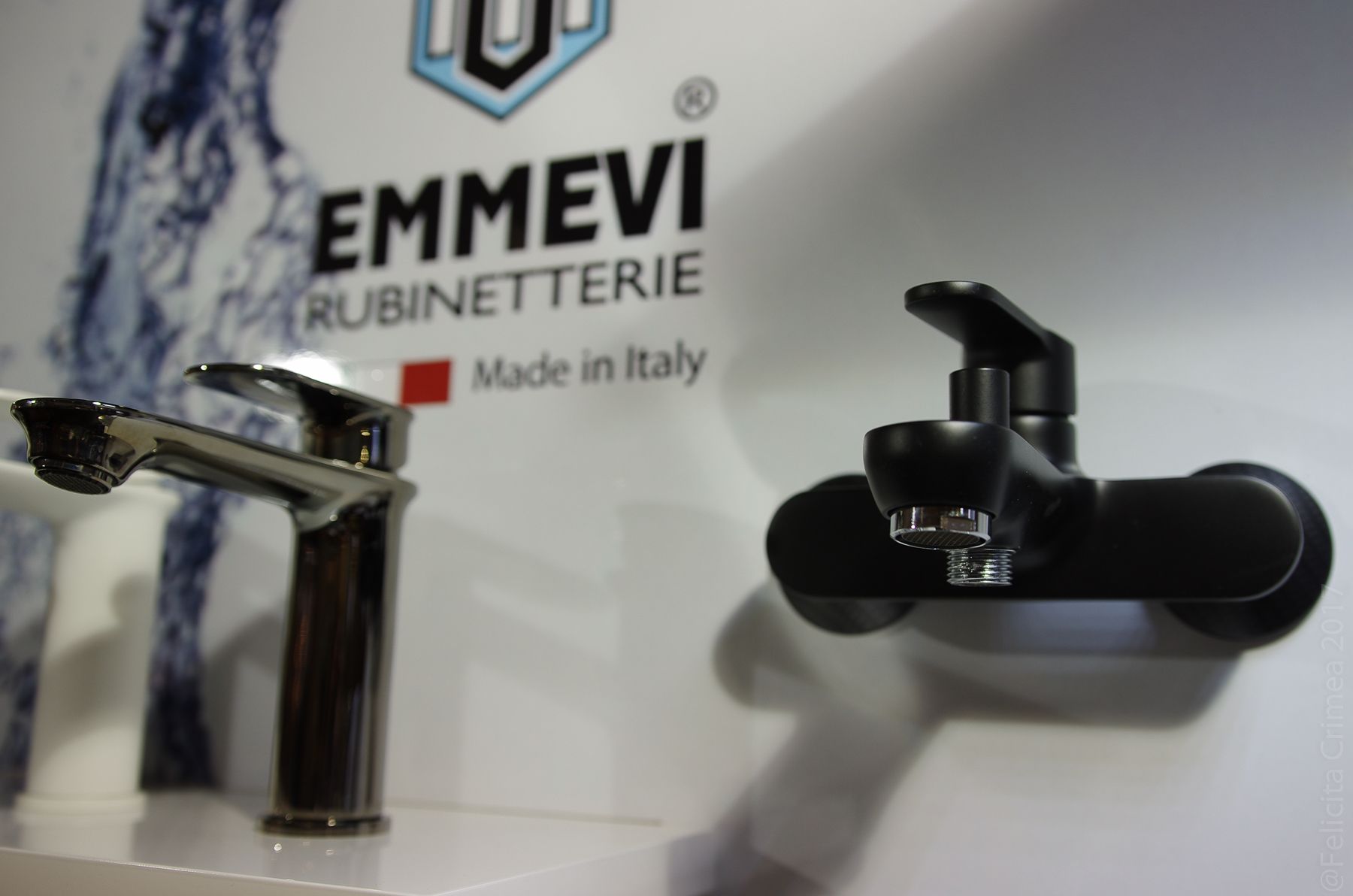 Moderno Emmevi предлагаются не только в покрытии хром, но и другие покрытия, такие как и черный матовый и цвет карбон 