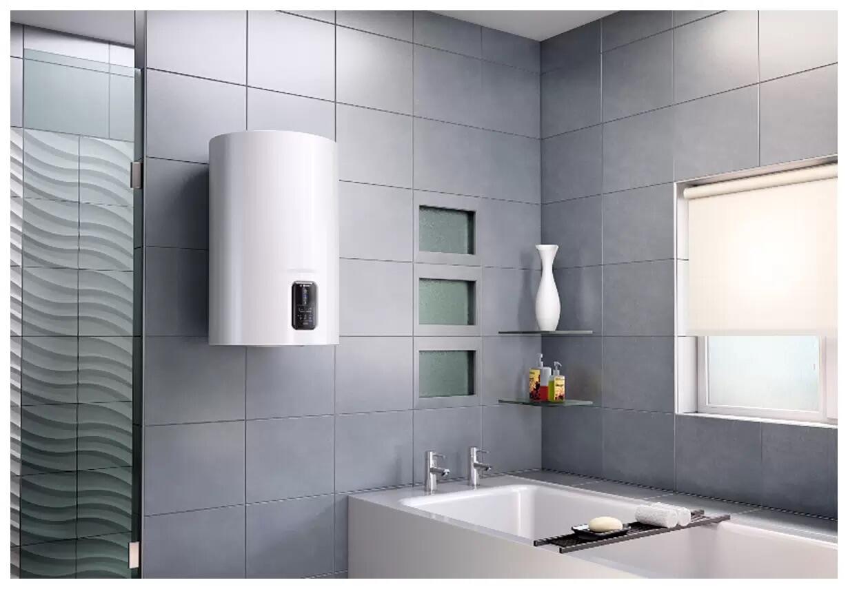 Водонагреватель в ванной