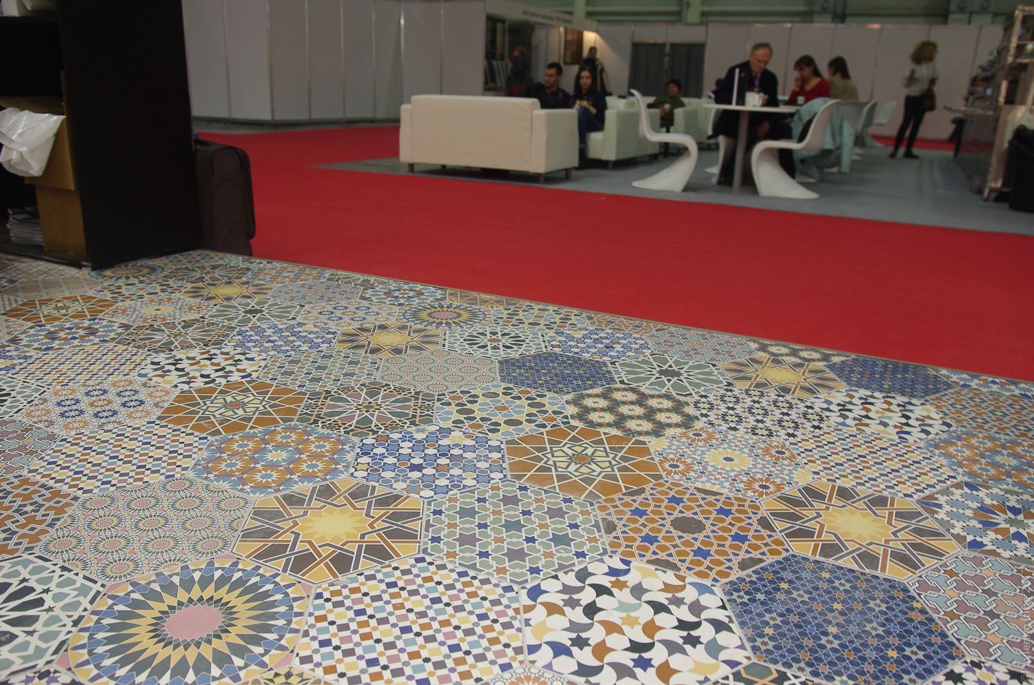 Realonda Andalusi Плитка - Яркие гексагоны